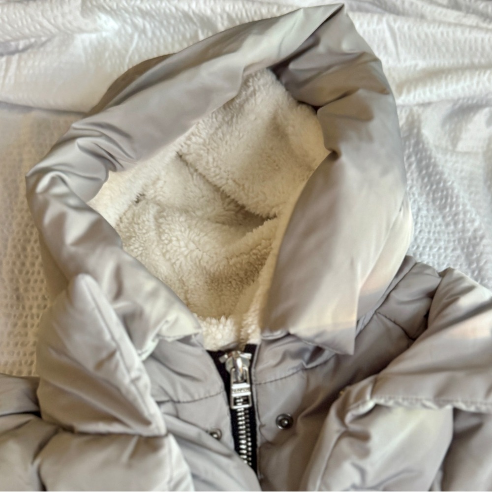 Orolay Gray Down Puffer Coat Small | Sherpa Hood 6 Pocket Side Zip Winter Jacket - Picture 5 of 14
